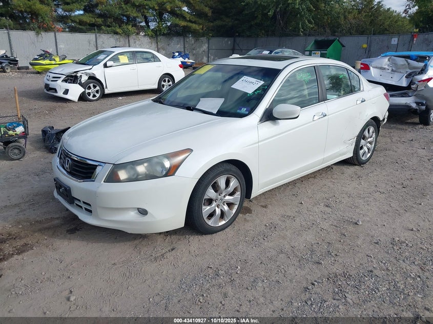 1HGCP36889A021341 2009 HONDA ACCORD photo no. 4