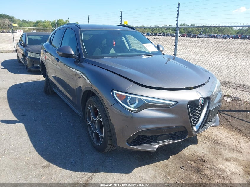 ALFA ROMEO STELVIO SPORT AWD