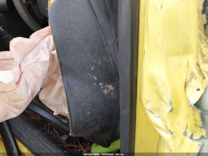 2006 Volkswagen New Beetle 2.5 VIN: 3VWPW31C26M422703 Lot: 43410950