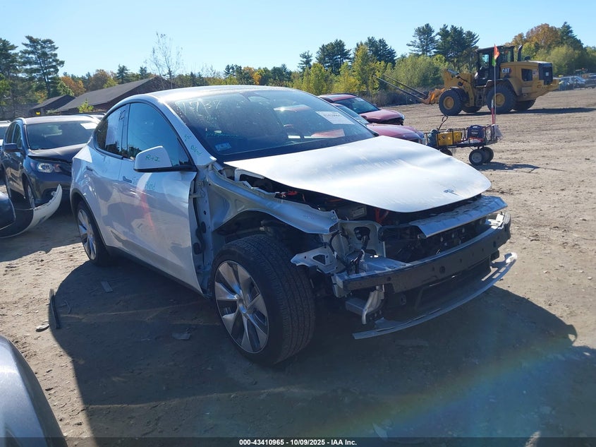 TESLA MODEL Y AWD/LONG RANGE DUAL MOTOR ALL-WHEEL DRIVE