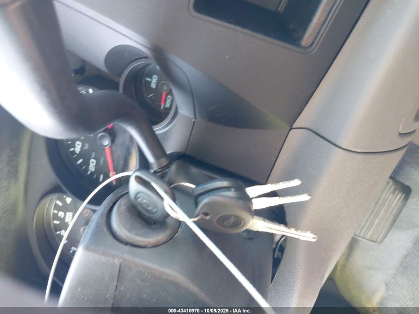 2008 Chevrolet Silverado 1500 Work Truck VIN: 1GCEK14058E153911 Lot: 43410978