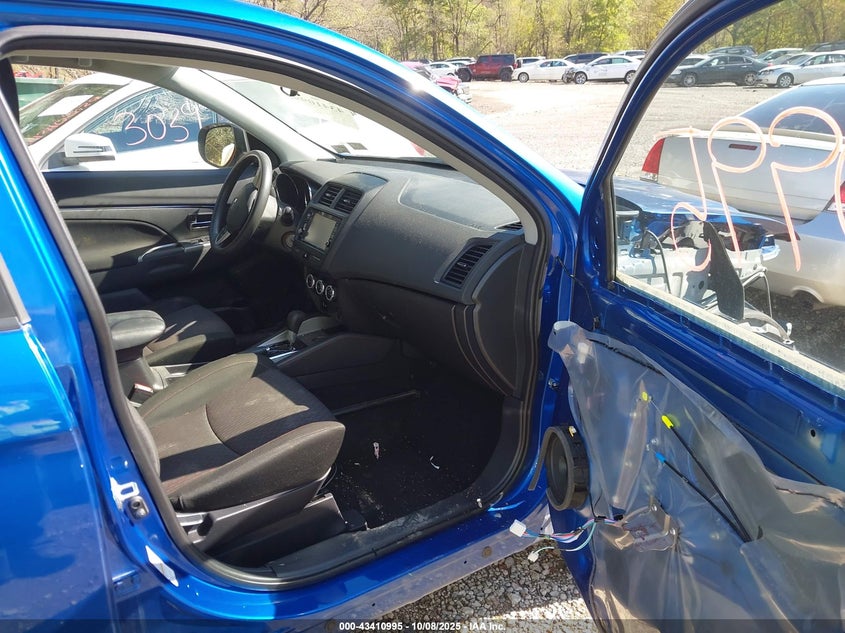 2019 MITSUBISHI OUTLANDER SPORT 2.0 ES JA4AP3AU6KU023419