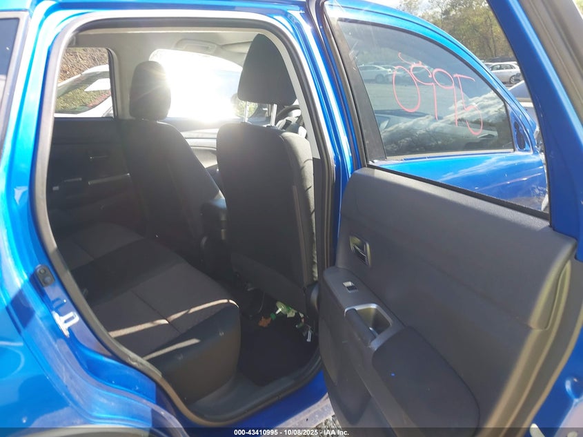 2019 MITSUBISHI OUTLANDER SPORT 2.0 ES JA4AP3AU6KU023419