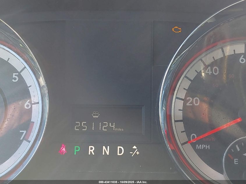 2017 Dodge Grand Caravan Sxt VIN: 2C4RDGCG6HR645363 Lot: 43411035