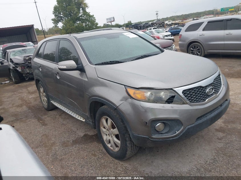 KIA SORENTO LX