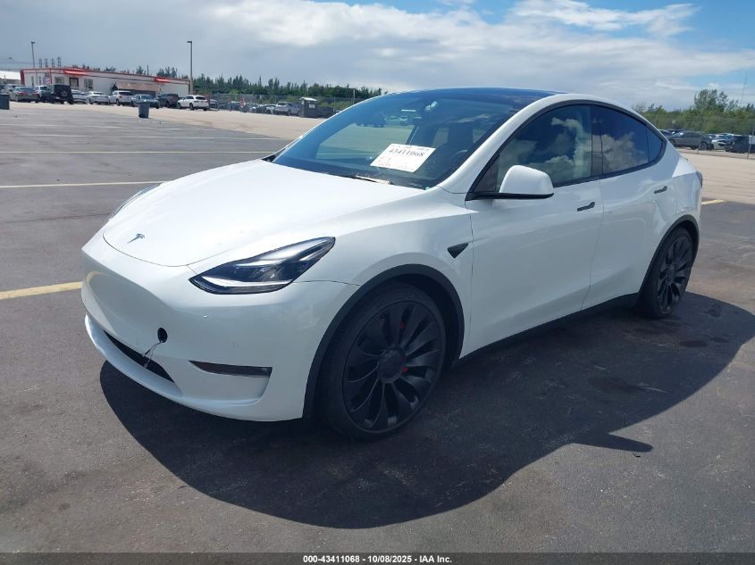 2022 Tesla Model Y Performance Dual Motor All-Wheel Drive VIN: 7SAYGDEF8NF569418 Lot: 43411068
