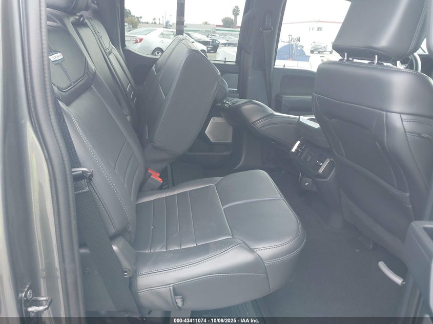 2025 Ford F-150 Platinum VIN: 1FTFW7LD4SFA13561 Lot: 43411074