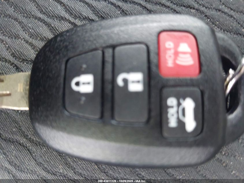 2019 Toyota Corolla Le VIN: 2T1BURHE7KC161312 Lot: 43411126