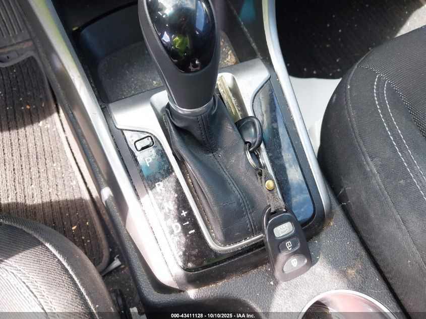 2013 Hyundai Elantra Gt VIN: KMHD35LE6DU029879 Lot: 43411128