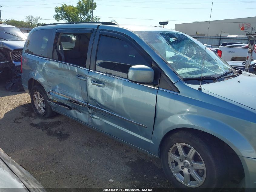 2010 Chrysler Town & Country Touring VIN: 2A4RR5D18AR245563 Lot: 43411161