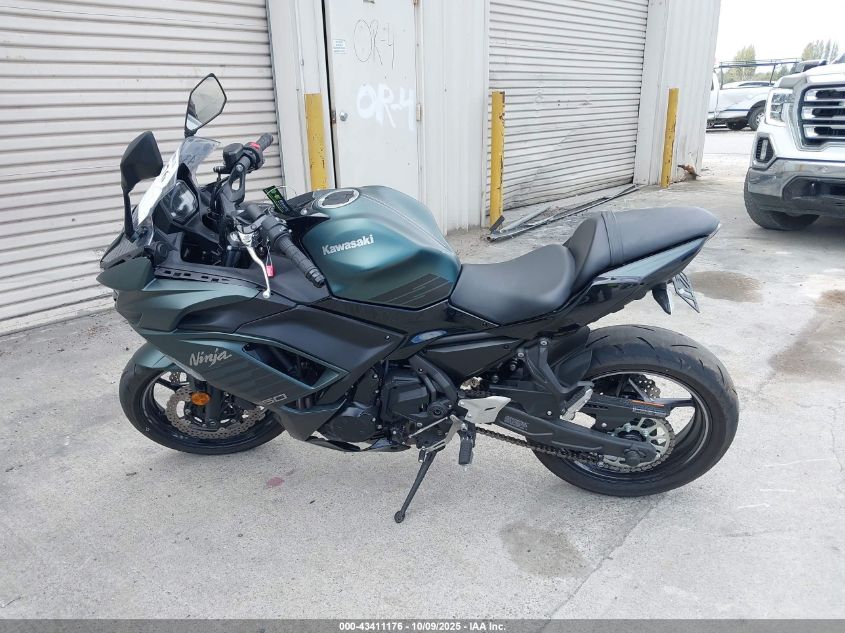 2025 Kawasaki Ex650 P VIN: ML5EXEP11SDAG4145 Lot: 43411176