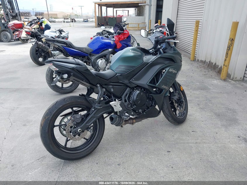 ML5EXEP11SDAG4145 2025 KAWASAKI NINJA photo no. 4