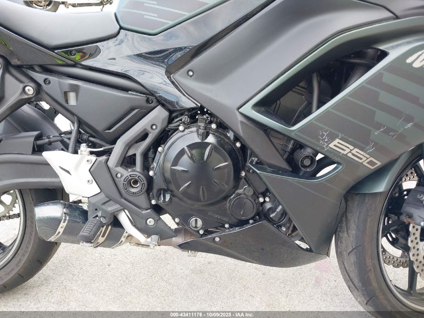 2025 Kawasaki Ex650 P VIN: ML5EXEP11SDAG4145 Lot: 43411176