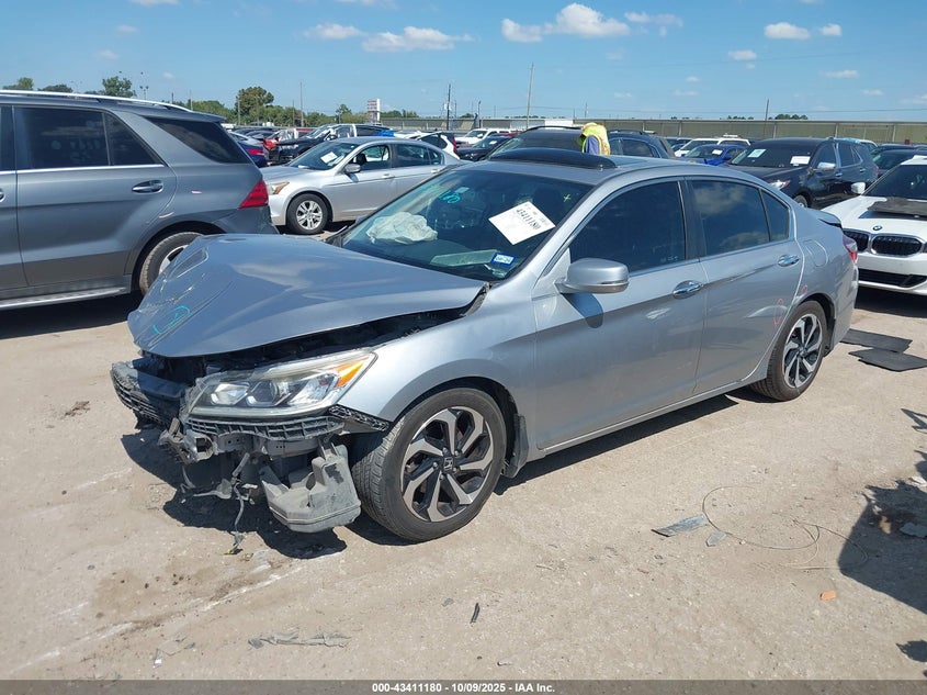 1HGCR2F80GA020427 2016 HONDA ACCORD photo no. 2