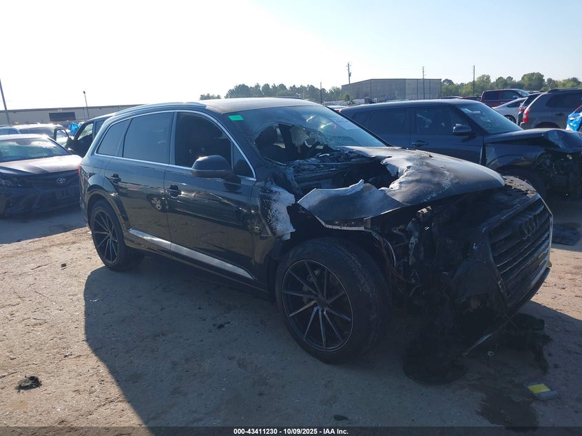 AUDI Q7 3.0T PREMIUM