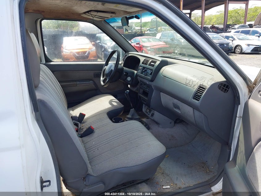 1999 Nissan Frontier Xe