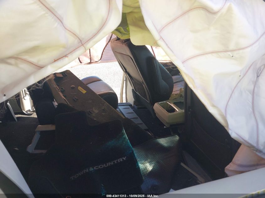 2014 Chrysler Town & Country Touring VIN: 2C4RC1BGXER292882 Lot: 43411313