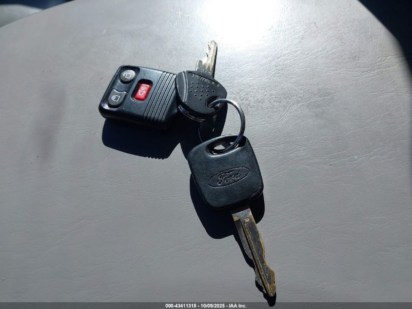 2002 Ford F-150 Lariat/Xl/Xlt VIN: 2FTRX07L12CA98003 Lot: 43411318