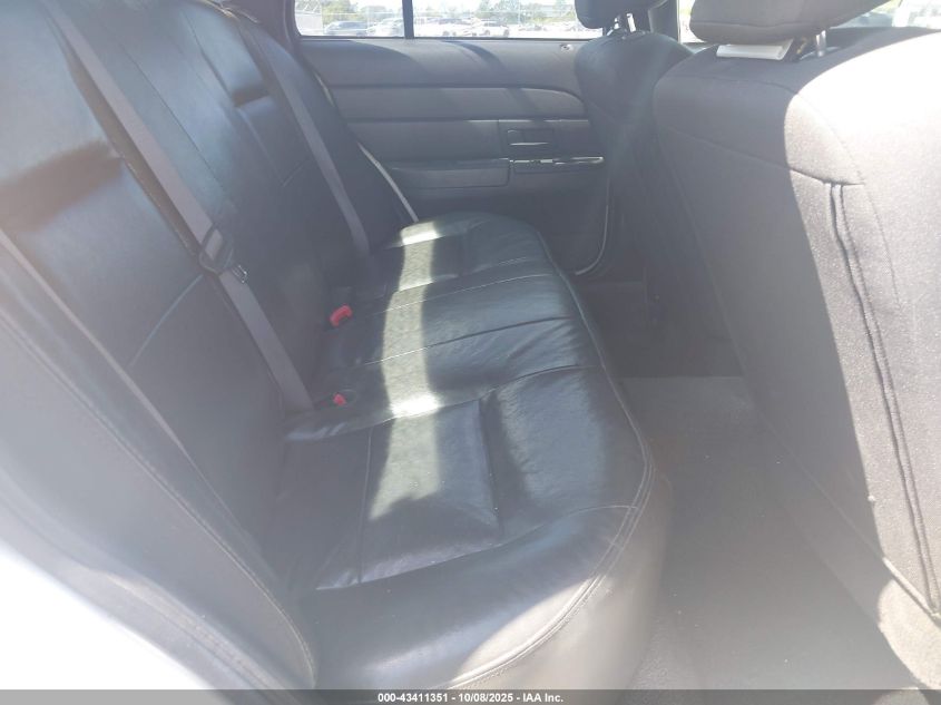 2009 Ford Crown Victoria Police/Police Interceptor/Police Interceptor W/3.55 Ls Axle (730A) VIN: 2FAHP71V69X125798 Lot: 43411351