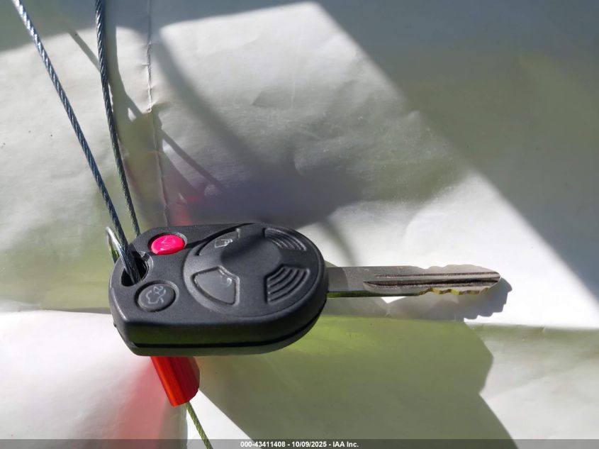 2011 Lincoln Navigator VIN: 5LMJJ2H54BEJ02557 Lot: 43411408