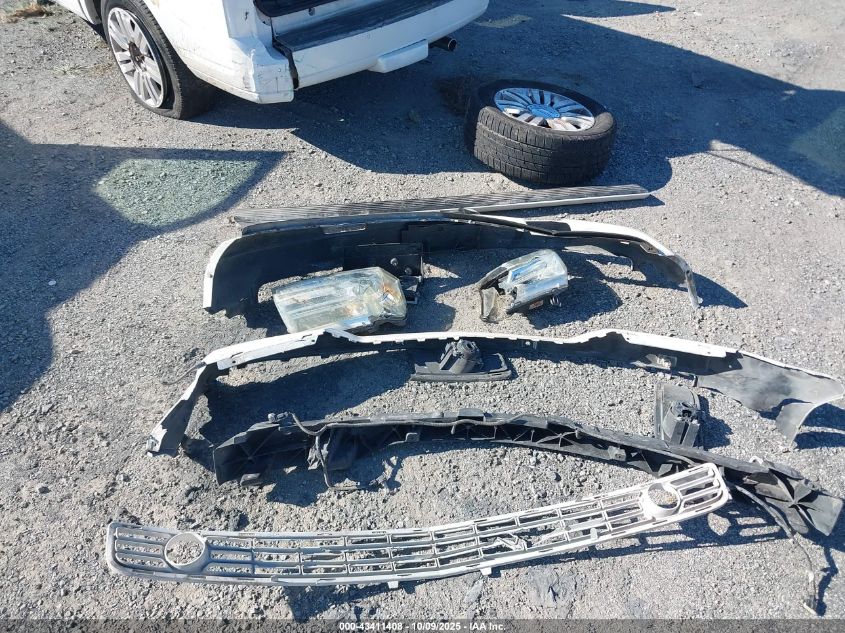 2011 Lincoln Navigator VIN: 5LMJJ2H54BEJ02557 Lot: 43411408