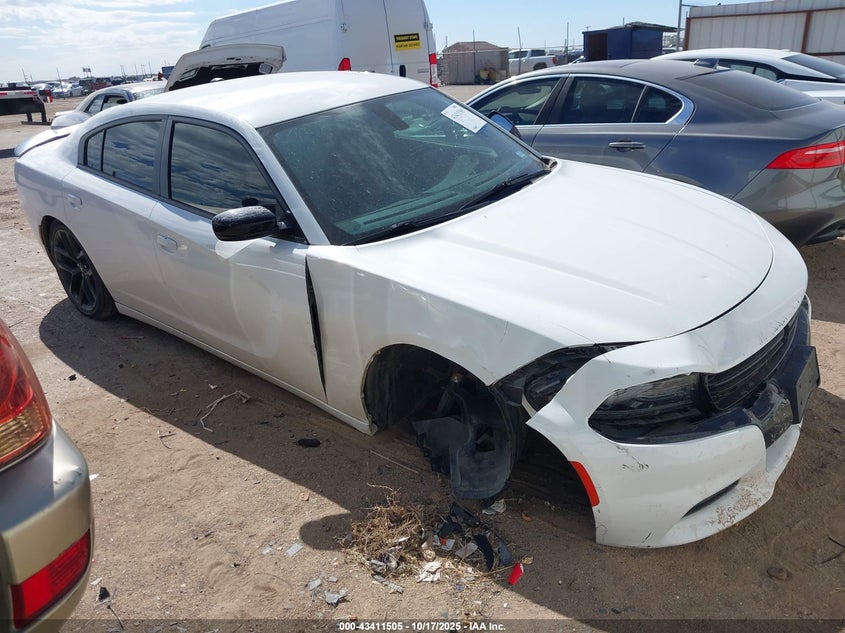 DODGE CHARGER SXT RWD
