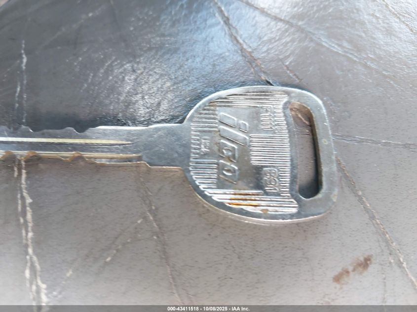 2005 Chevrolet Silverado 1500 Z71 VIN: 2GCEK13T551396840 Lot: 43411518