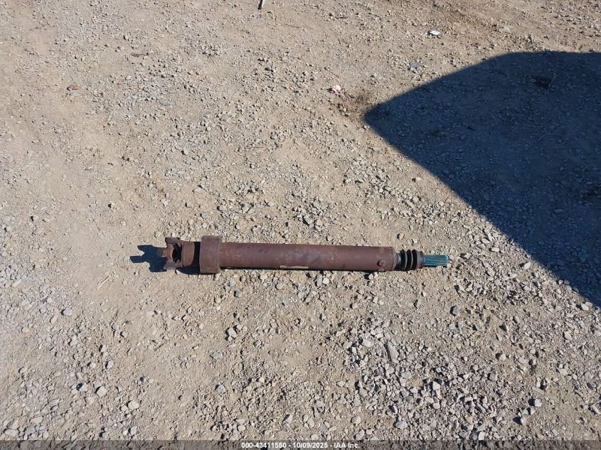 2000 Ford F-250 Lariat/Xl/Xlt VIN: 1FTNW21F7YEC70568 Lot: 43411550