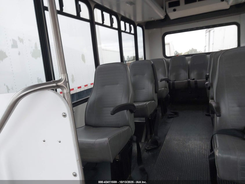 2013 Ford E-350 Cutaway VIN: 1FDEE3FL7DDA53055 Lot: 43411559