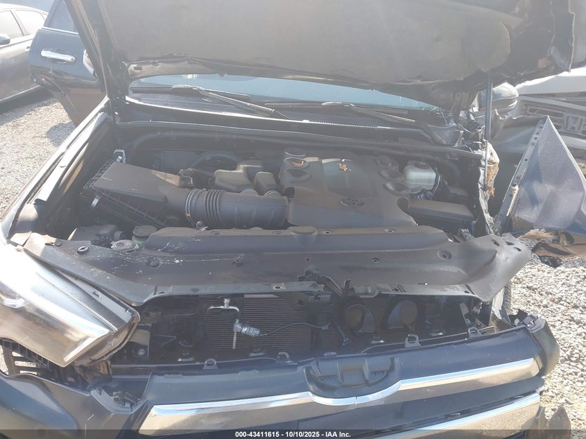 2022 TOYOTA 4RUNNER LIMITED JTEKU5JR9N5977330