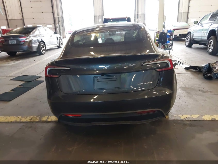 2025 Tesla Model 3 Long Range All-Wheel Drive VIN: 5YJ3E1EB0SF069127 Lot: 43411628