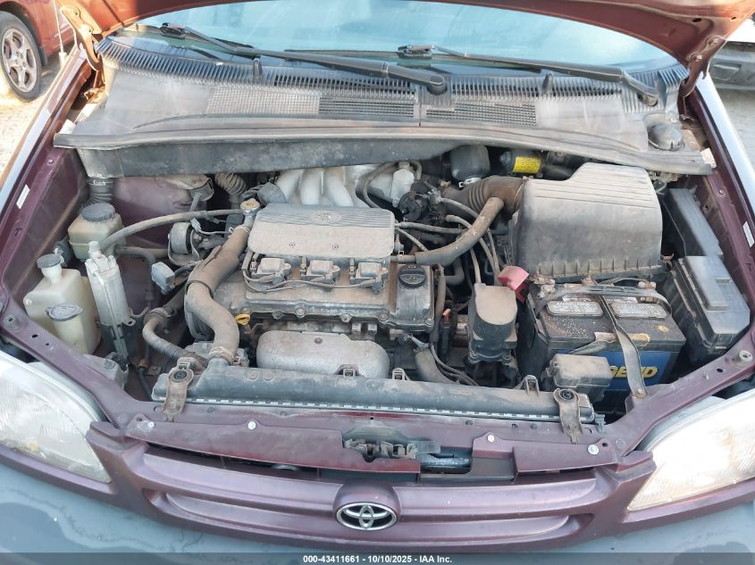 1999 Toyota Sienna Le VIN: 4T3ZF13C9XU135548 Lot: 43411661