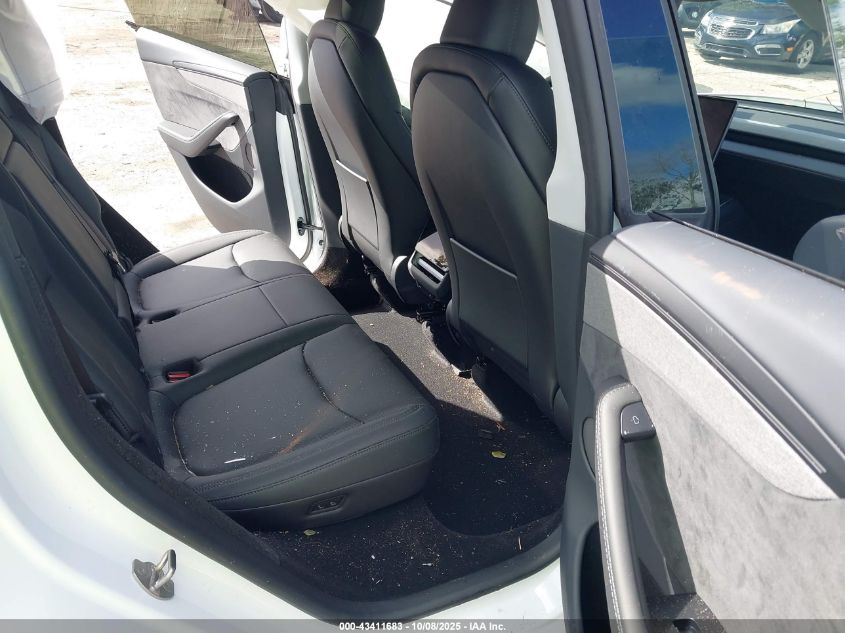 2026 Tesla Model Y Long Range Dual Motor All-Wheel Drive VIN: 7SAYGDED0TA456796 Lot: 43411683