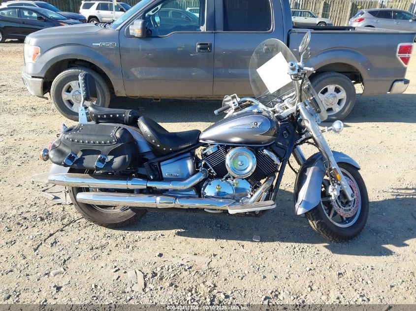 2004 Yamaha Xvs1100 A VIN: JYAVP11E34A059895 Lot: 43411704