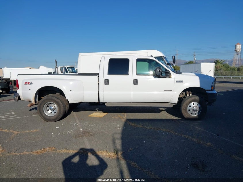 2004 Ford F-350 Lariat/Xl/Xlt VIN: 1FTWW33P44EB00517 Lot: 43411710