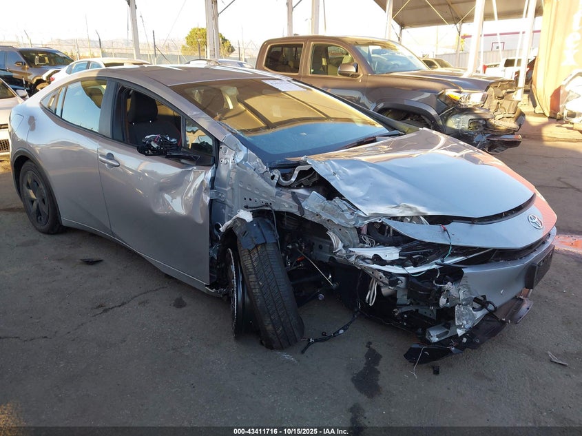 2025 TOYOTA PRIUS PLUG-IN HYBRID SE JTDACACU2S3049217