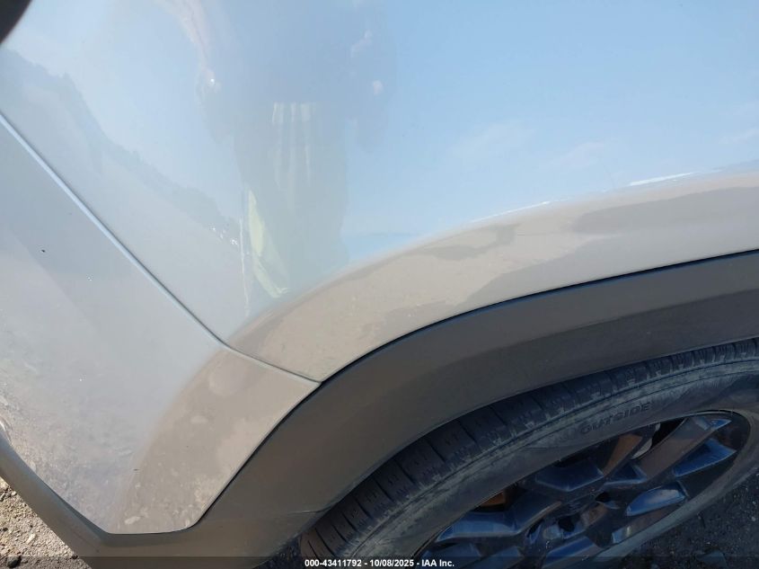 2020 Jeep Renegade Altitude Fwd VIN: ZACNJABB0LPL43121 Lot: 43411792