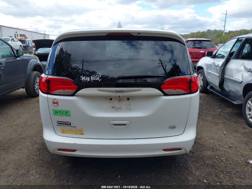 2017 Chrysler Pacifica Touring VIN: 2C4RC1DG8HR720174 Lot: 43411831