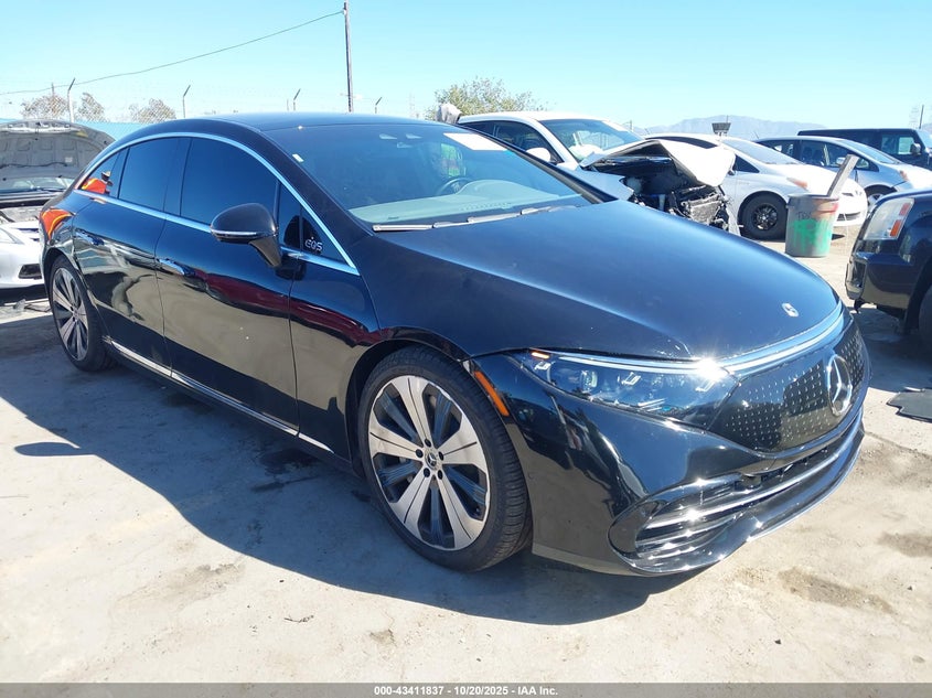 MERCEDES-BENZ EQS 4MATIC