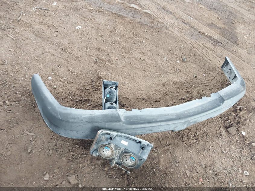 2004 Chevrolet Silverado 2500Hd Ls VIN: 1GCHK23184F123111 Lot: 43411939