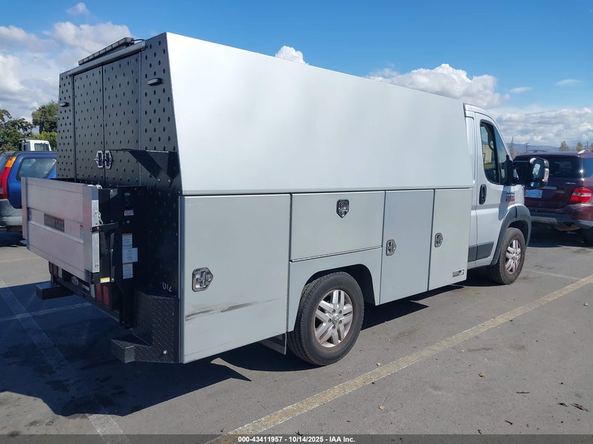 VIN: 3C7WRVEG2ME520543 2021 RAM PROMASTER 3500 CAB LOW ROOF