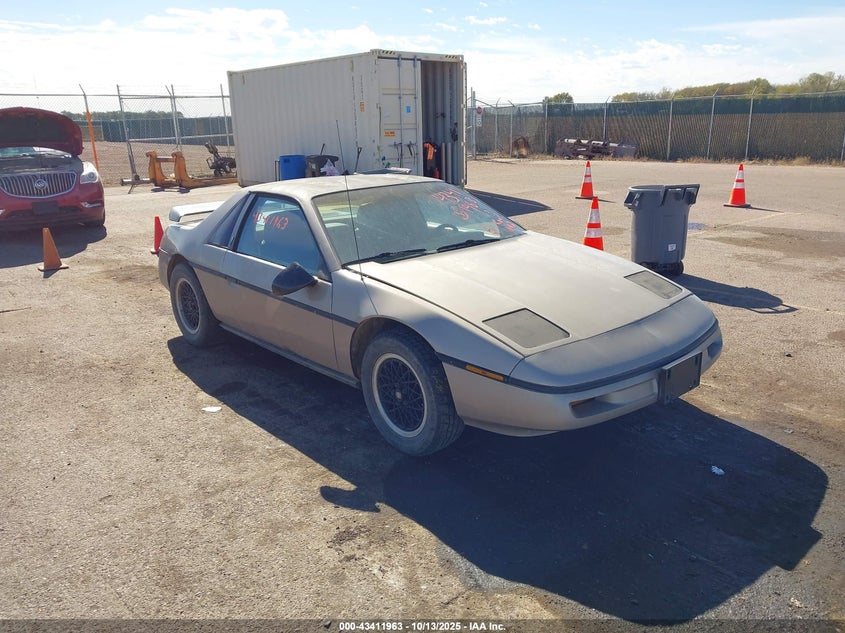 1G2PE11R9HP213670 1987 Pontiac Fiero auction photo 1