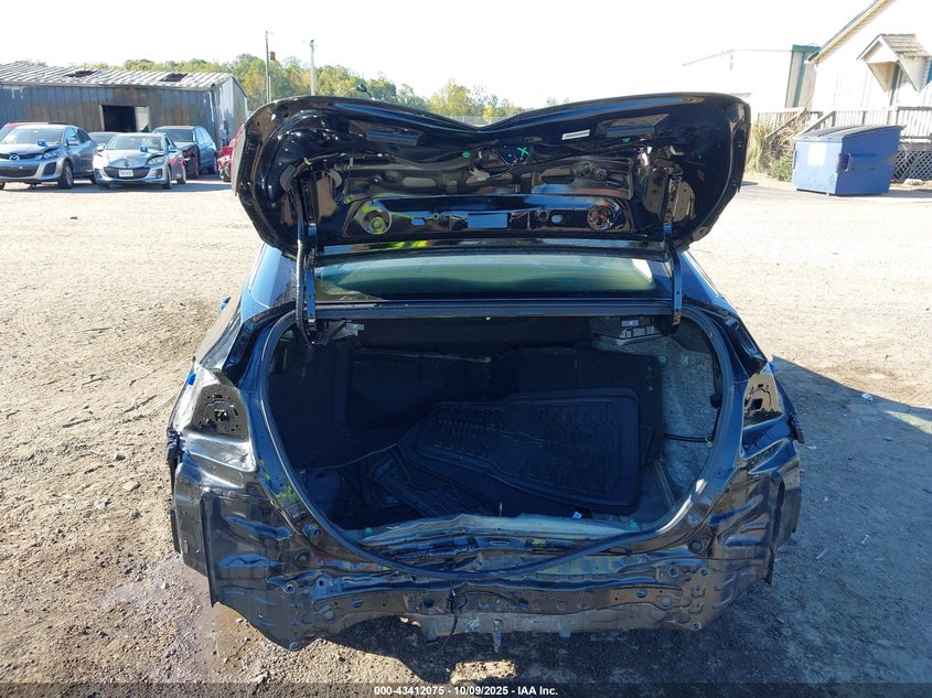 2018 HONDA CLARITY PLUG-IN HYBRID TOURING JHMZC5F33JC018648