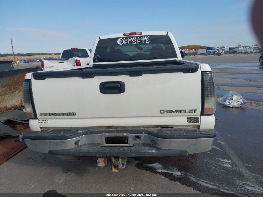 2005 Chevrolet Silverado 1500 Z71 VIN: 1GCEK19Z45Z332906 Lot: 43412102