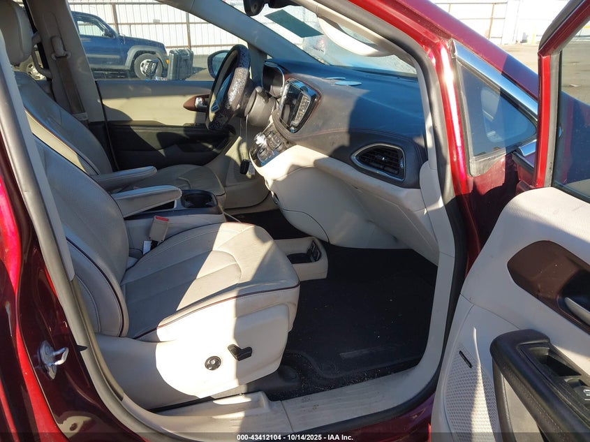 2C4RC1GG3HR591689 2017 CHRYSLER PACIFICA photo no. 5