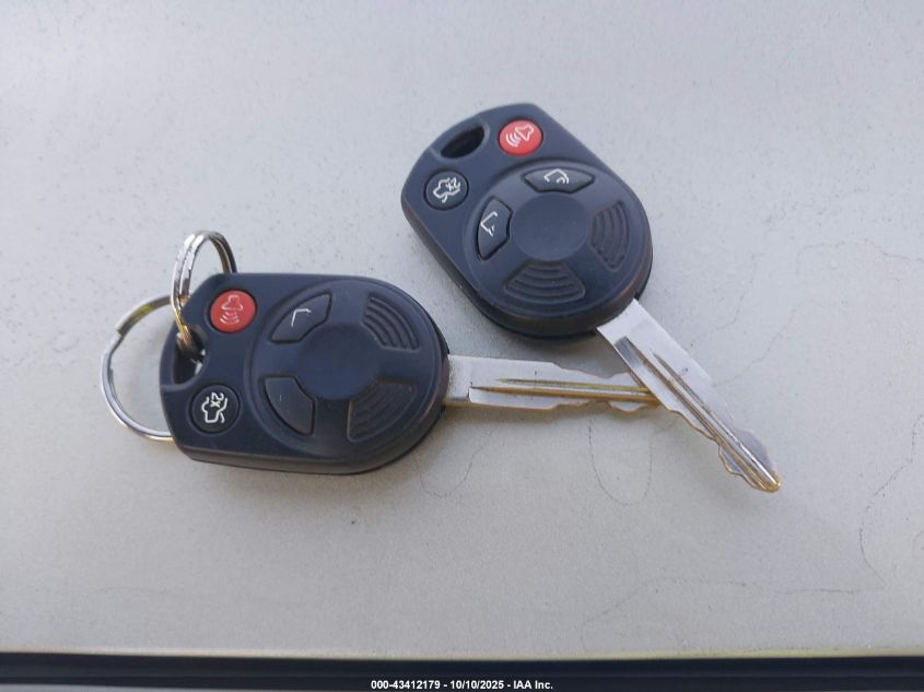 2012 Ford Escape Limited VIN: 1FMCU9EG1CKA70204 Lot: 43412179