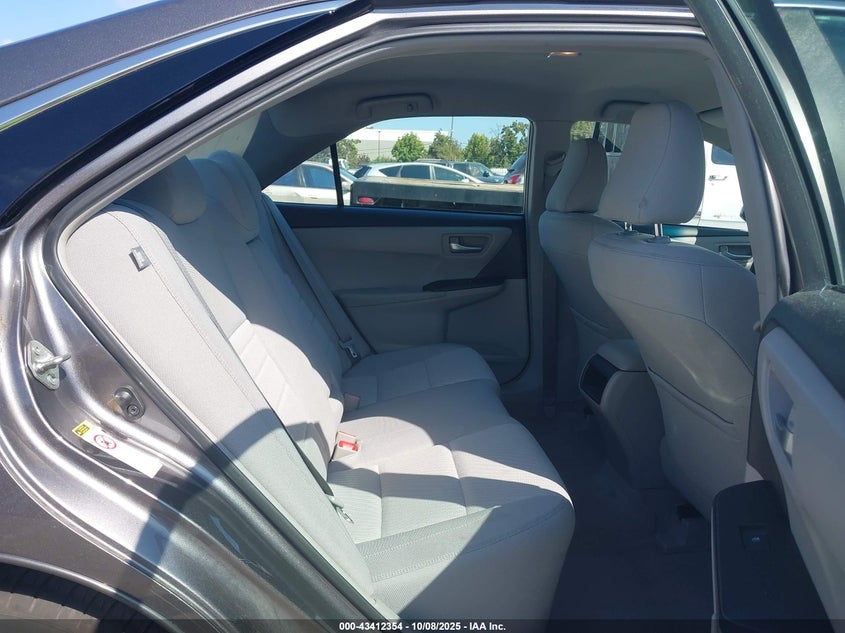 2017 Toyota Camry Le VIN: 4T1BF1FK0HU420301 Lot: 43412354