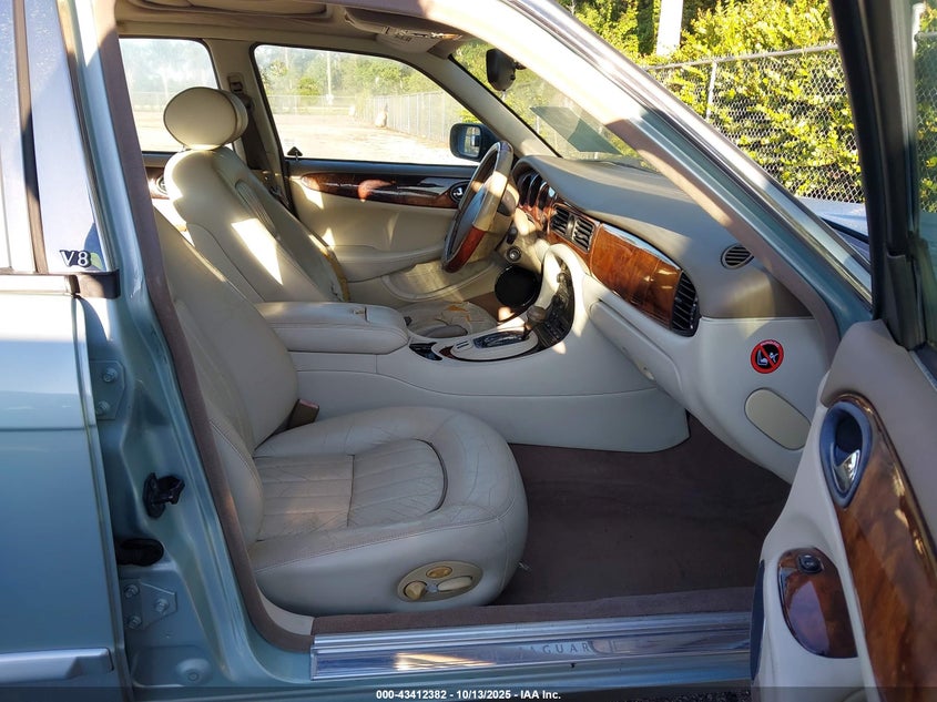 SAJDA14C22LF44353 2002 JAGUAR XJ photo no. 5