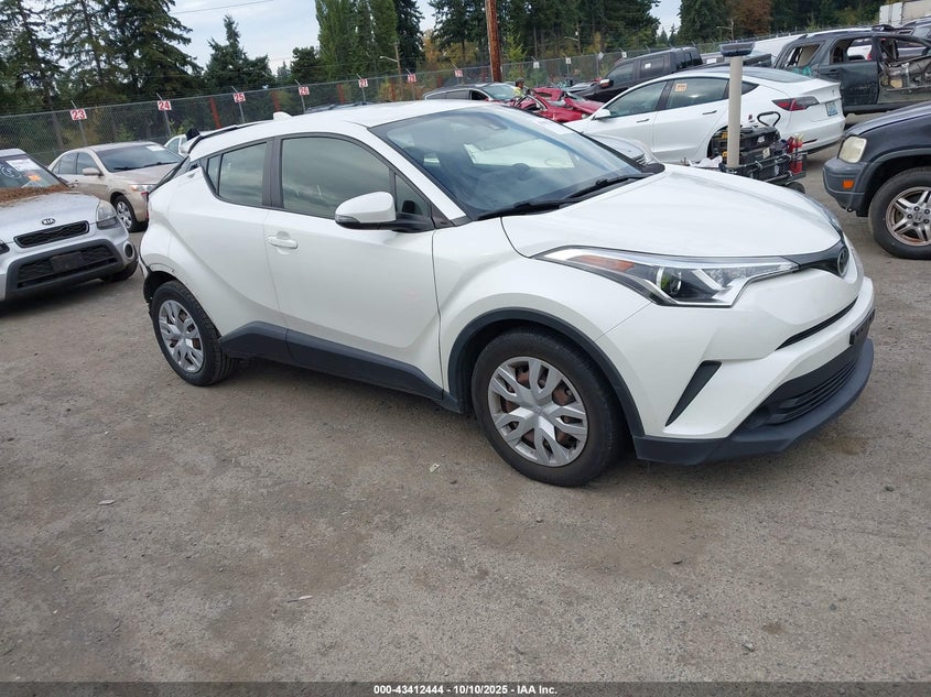 TOYOTA C-HR LE