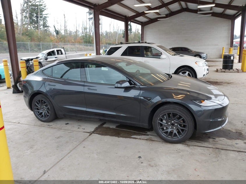 2025 Tesla Model 3 Long Range Rear-Wheel Drive VIN: 5YJ3E1EA5SF004300 Lot: 43412482
